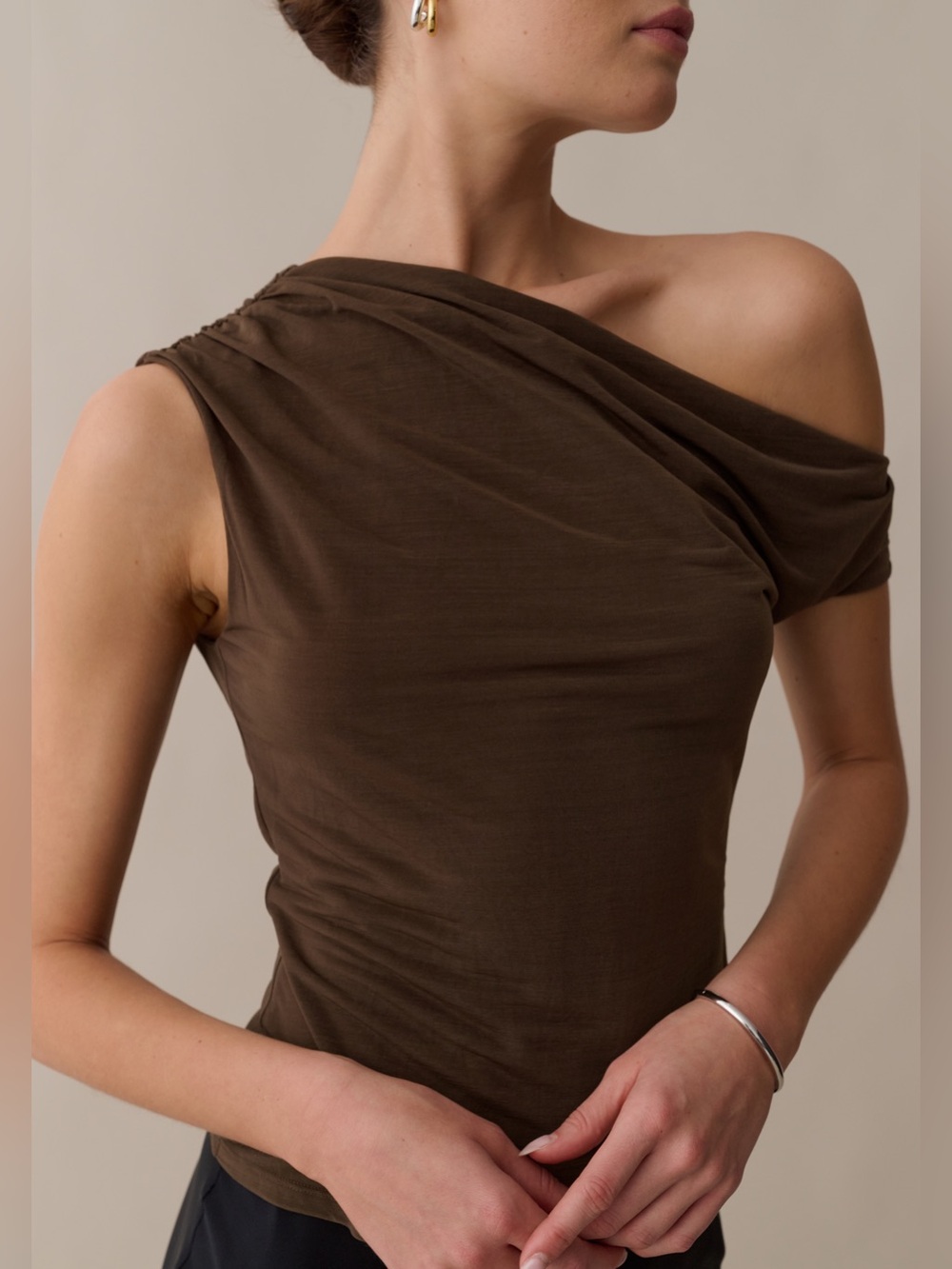 NWT Few Moda Carmen Top Size Small S Olivewood reformation kourt